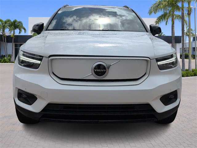 Used 2022 Volvo XC40 P8 Recharge Plus image 3