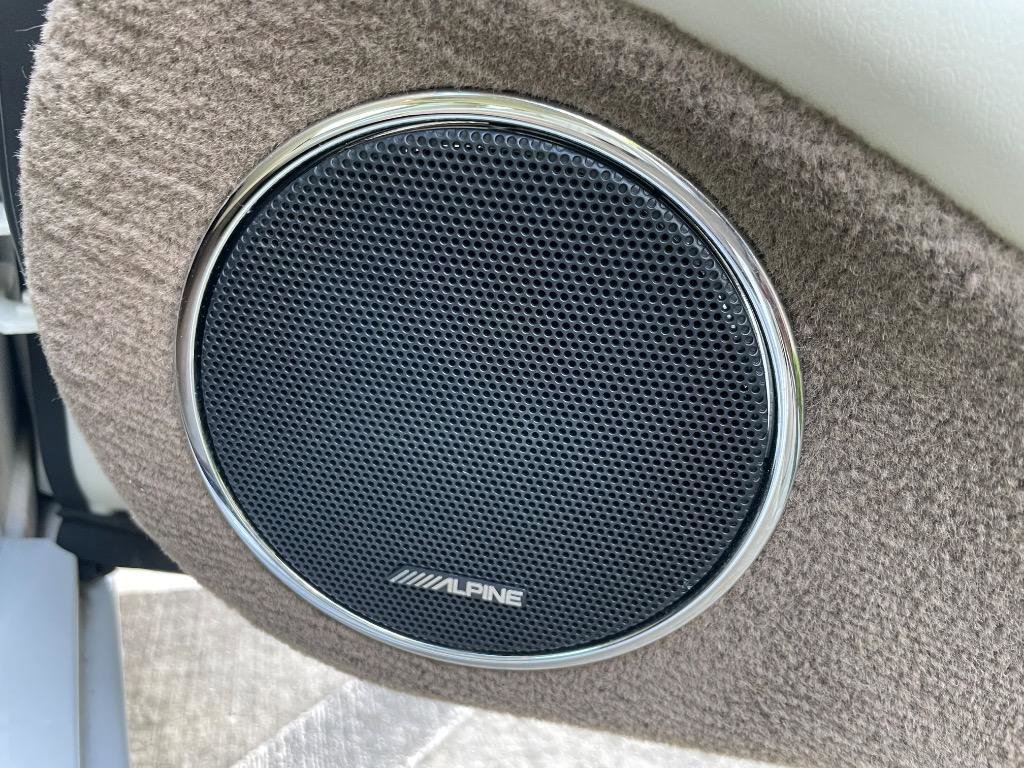 Used 2005 Jaguar XJ Vanden Plas image 29