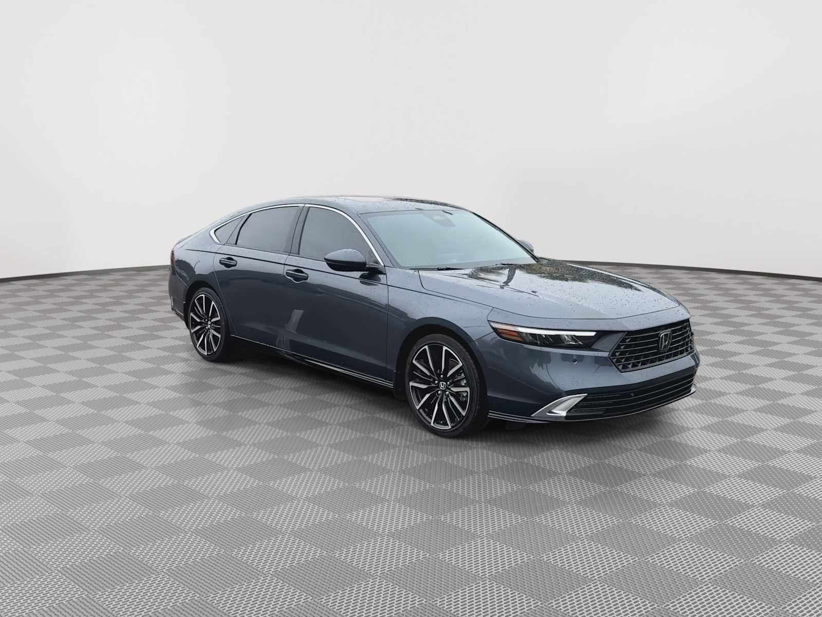 New 2026 Honda Accord Touring image 2