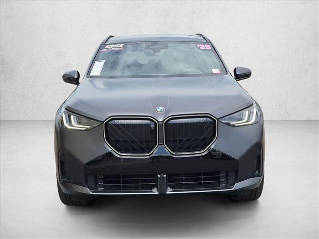 Used 2025 BMW X3 xDrive30i w/ Premium Package AWD/4WD image 2
