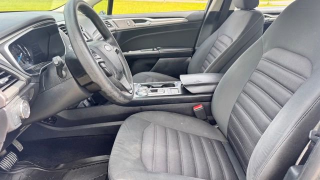 Used 2019 Ford Fusion SE image 27