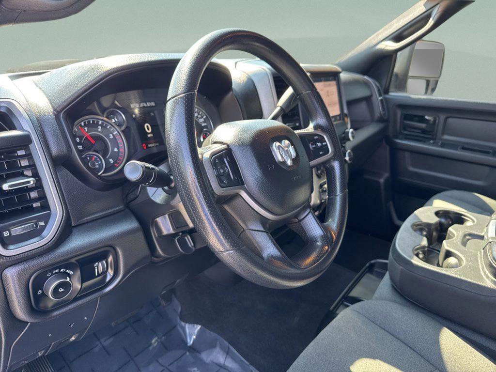 Used 2024 RAM 3500 Tradesman w/ Chrome Appearance Group AWD/4WD image 21