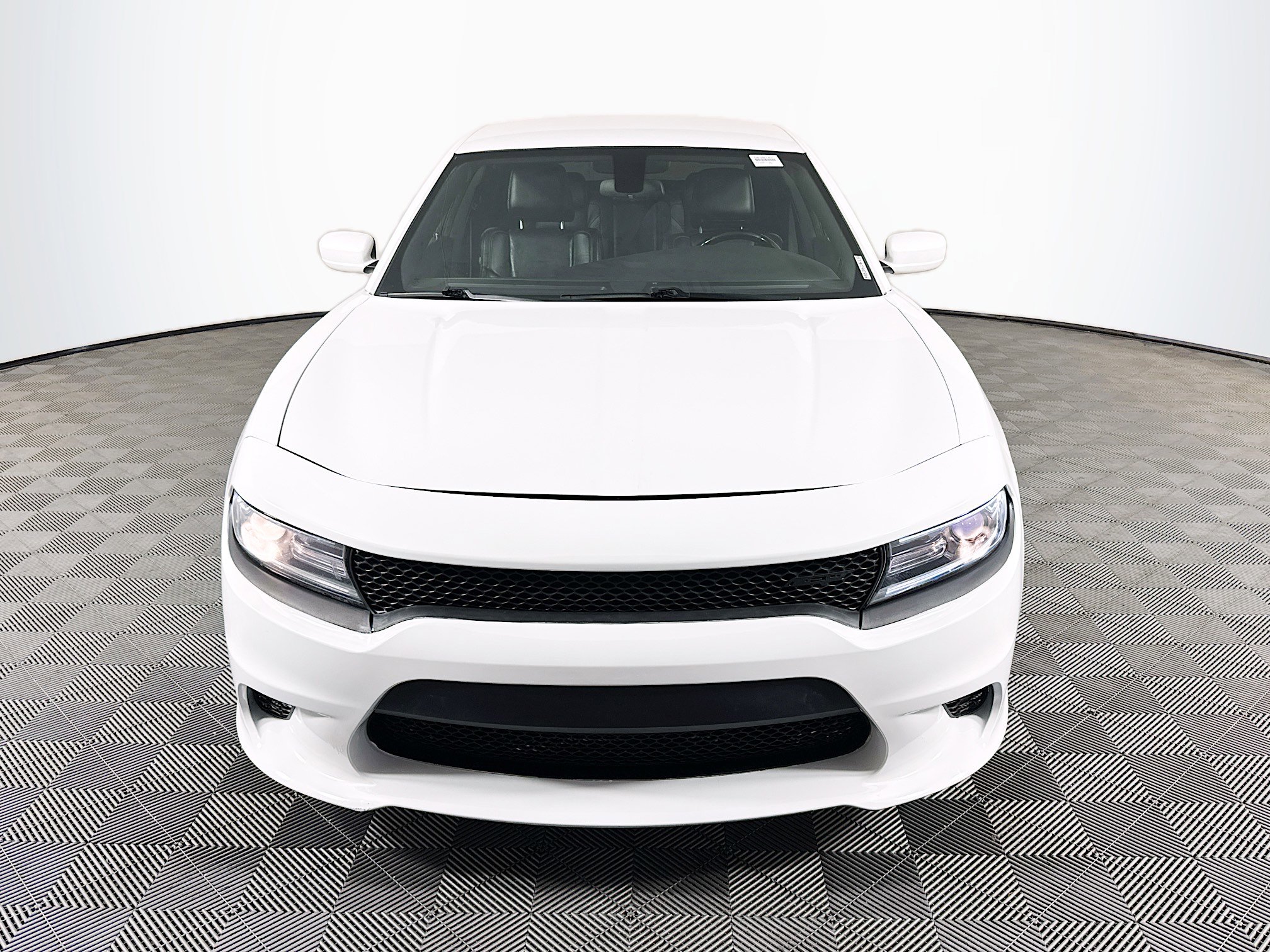 Used 2021 Dodge Charger SXT w/ Leather Interior Group image 2