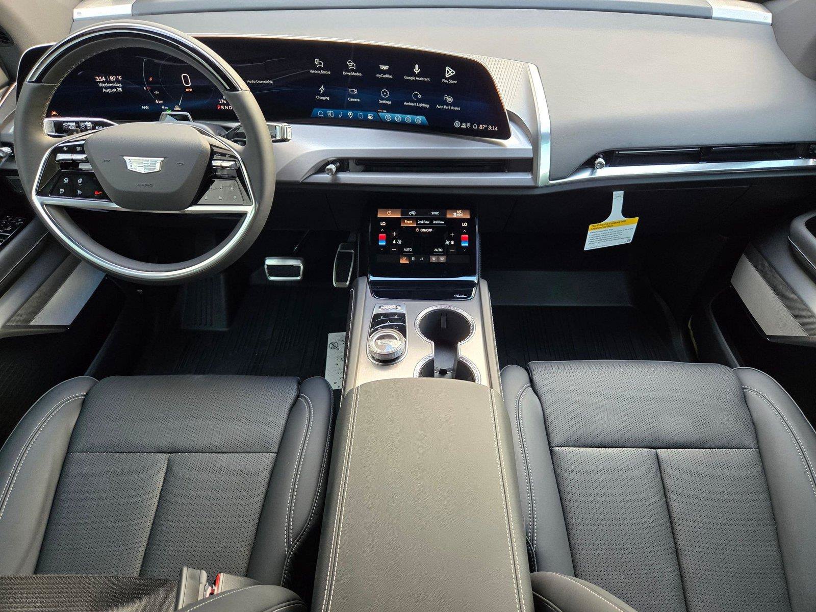 New 2027 Cadillac Vistiq Sport w/ LPO, Floor Liner Package AWD/4WD image 13