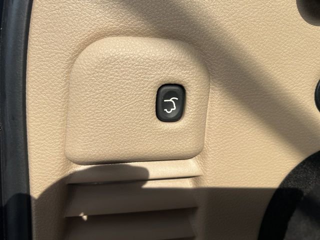 Used 2019 Jeep Grand Cherokee Limited w/ Luxury Group II AWD/4WD image 24