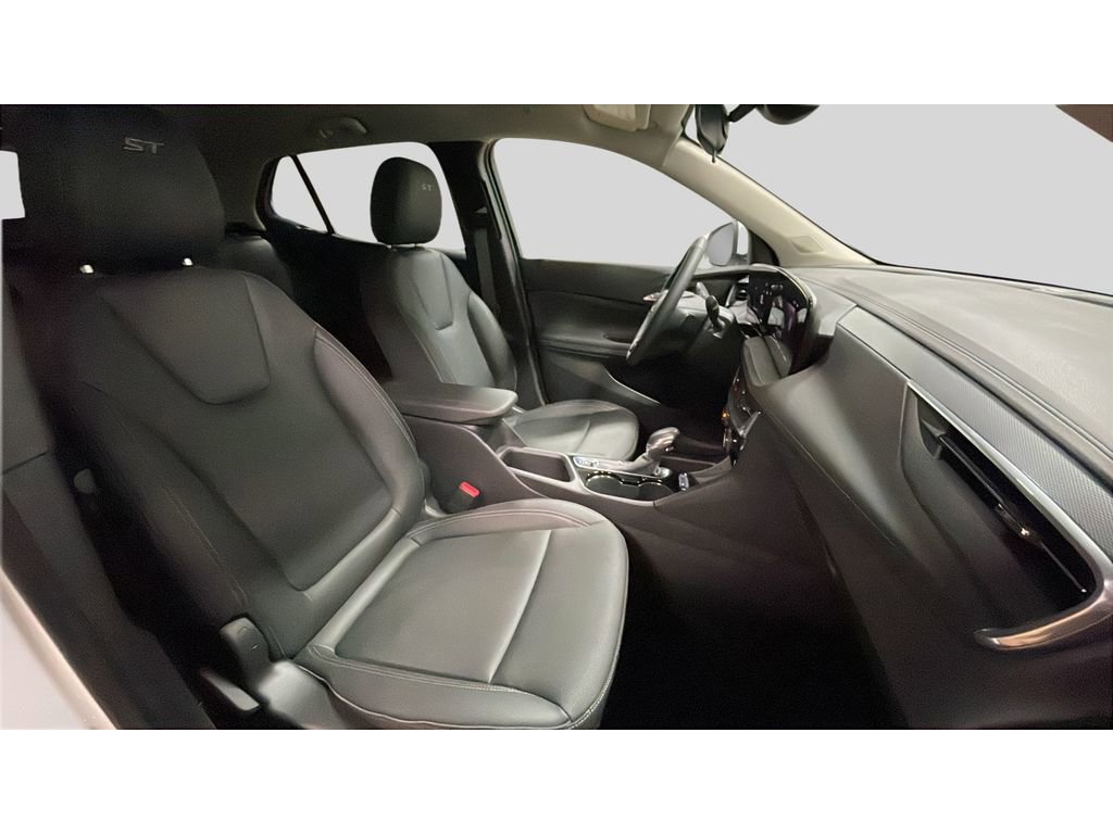 Used 2024 Buick Encore GX Sport Touring w/ Comfort Package image 16