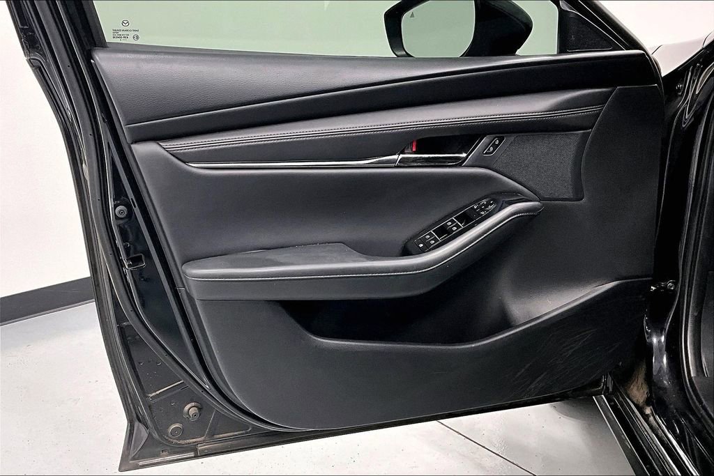 Used 2023 MAZDA MAZDA3 s image 21