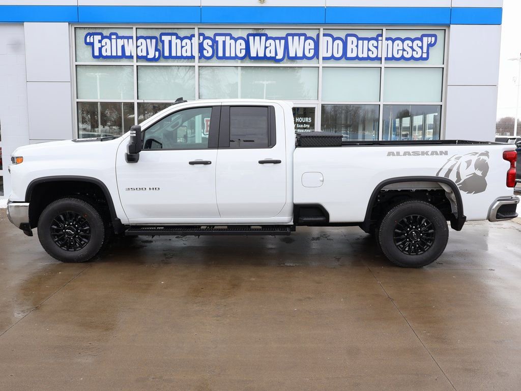 New 2026 Chevrolet Silverado 3500 W/T AWD/4WD image 8