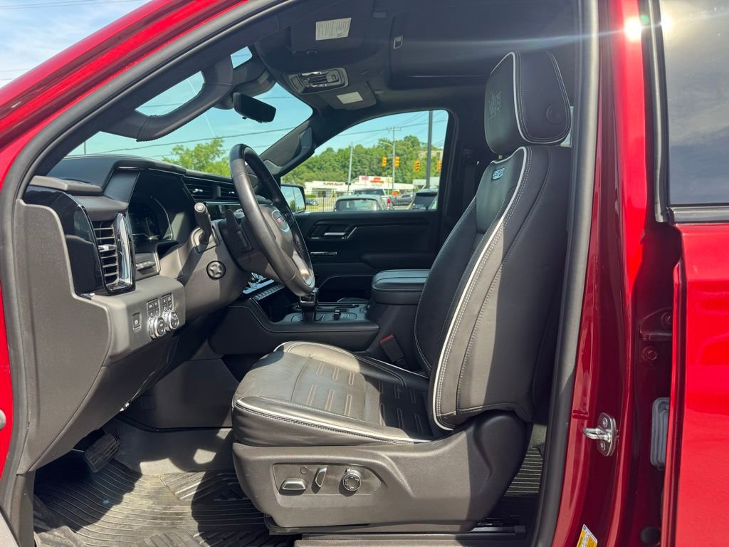 Used 2023 GMC Sierra 1500 AT4X w/ AT4X AEV Edition AWD/4WD image 13