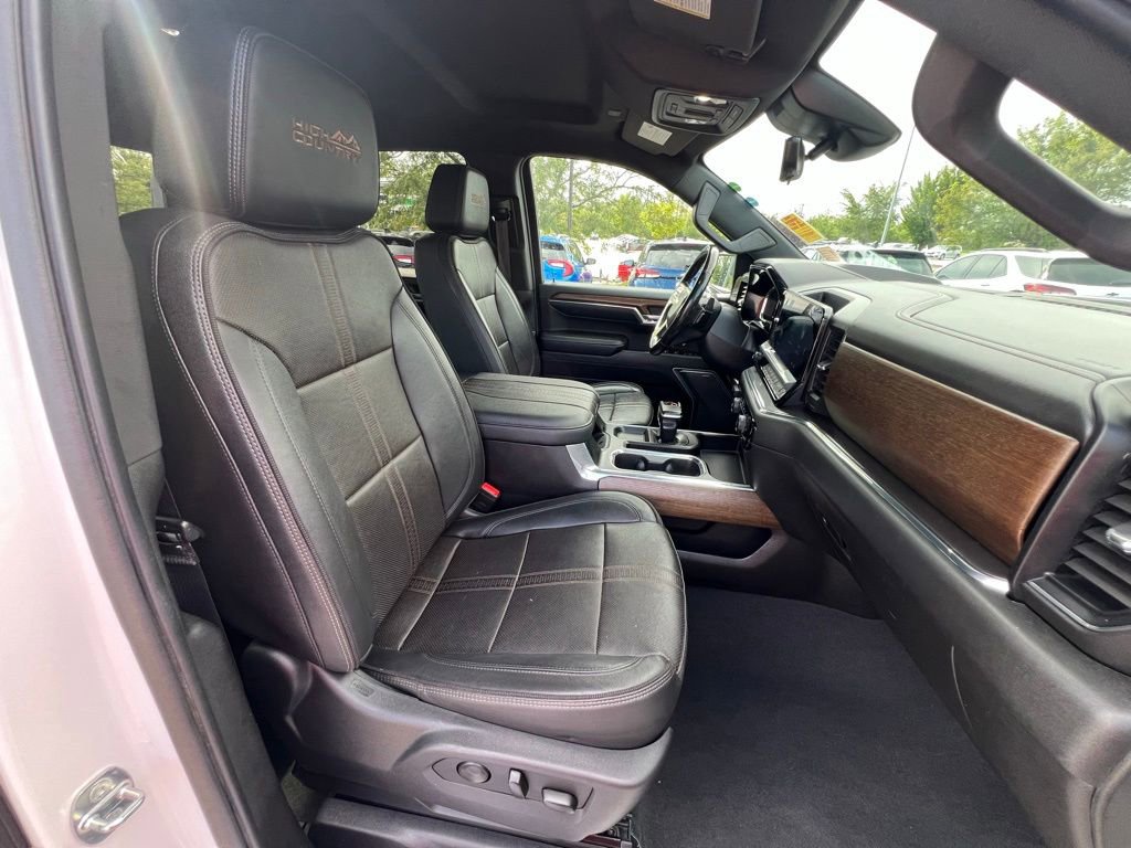 Used 2023 Chevrolet Silverado 1500 High Country w/ Technology Package image 30