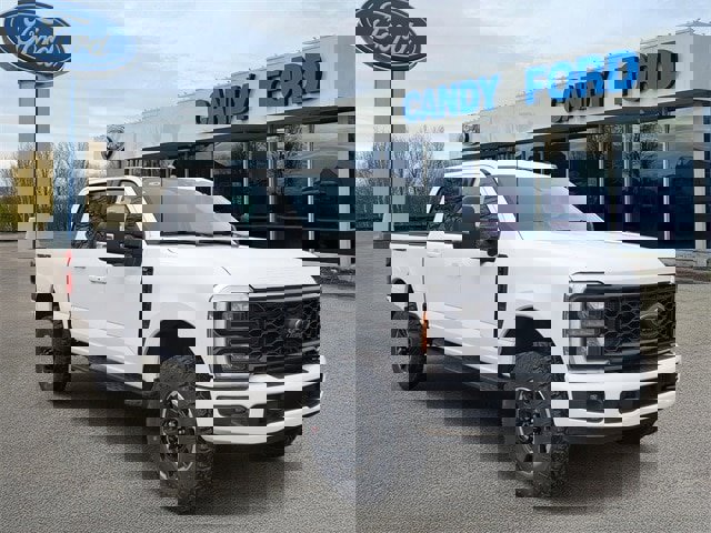 New 2025 Ford F250 XLT w/ Black Appearance Package