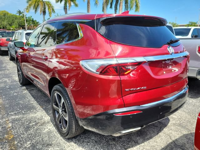 Used 2022 Buick Enclave Essence w/ Experience Buick Package FWD image 4