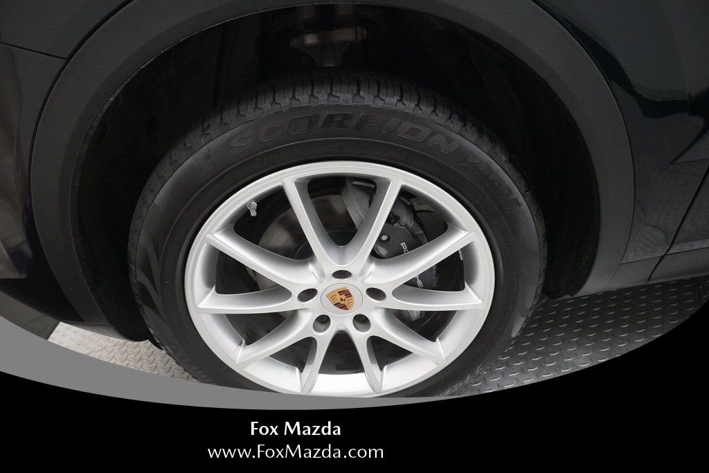 Used 2019 Porsche Cayenne image 28