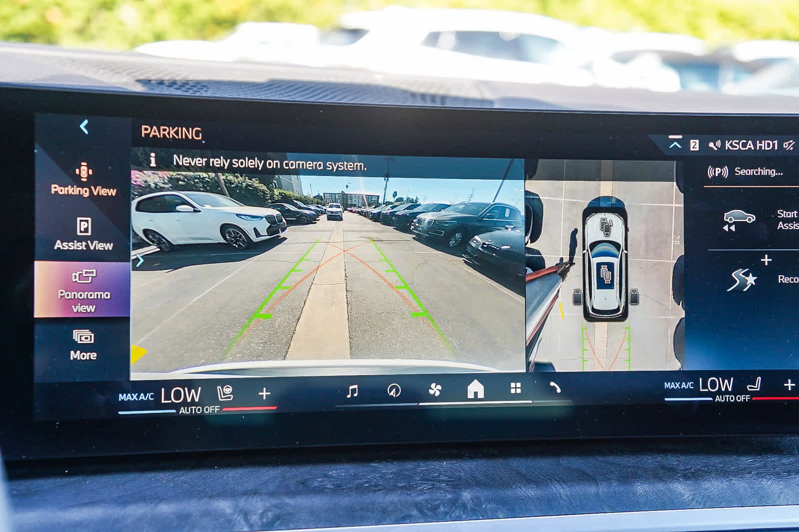 Used 2025 BMW X5 sDrive40i w/ Premium Package image 27