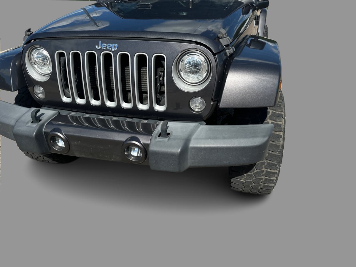 Used 2017 Jeep Wrangler Unlimited Sahara AWD/4WD image 39