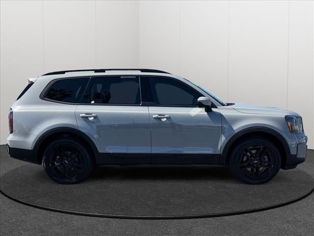 Used 2024 Kia Telluride EX X-Line image 4