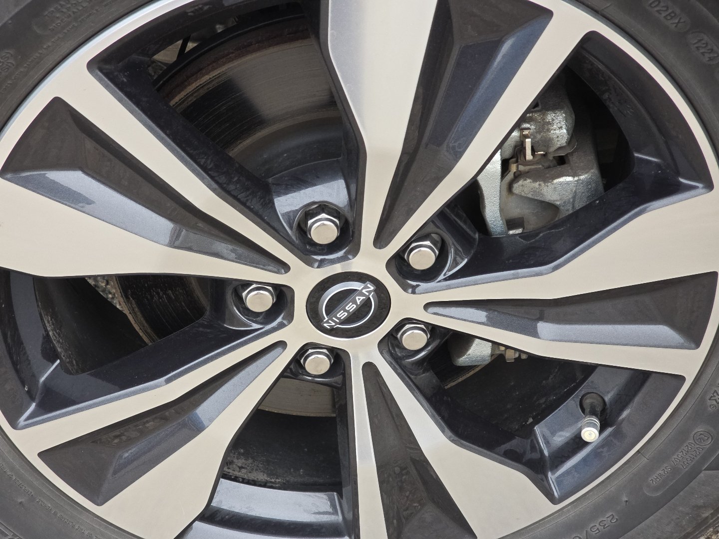Used 2024 Nissan Murano SV AWD/4WD image 12