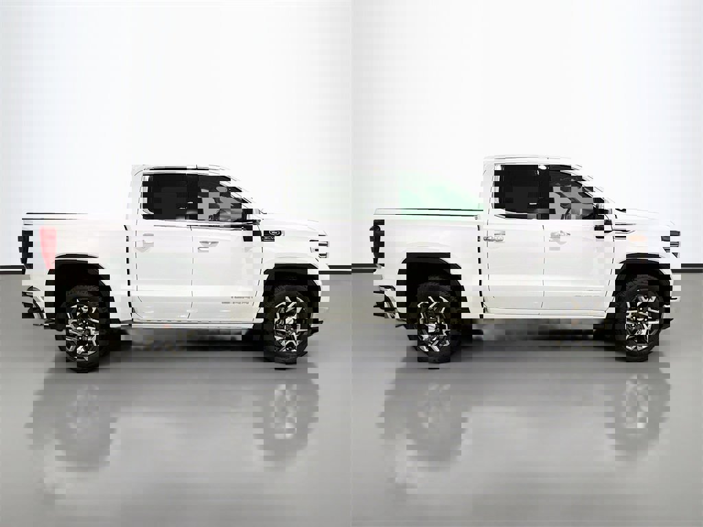 New 2026 GMC Sierra 1500 SLT image 8