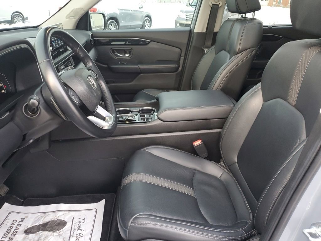 Used 2023 Honda Pilot Touring image 28