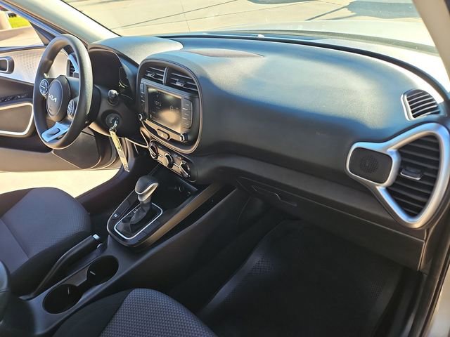 Used 2024 Kia Soul LX w/ Option Group 015 image 24