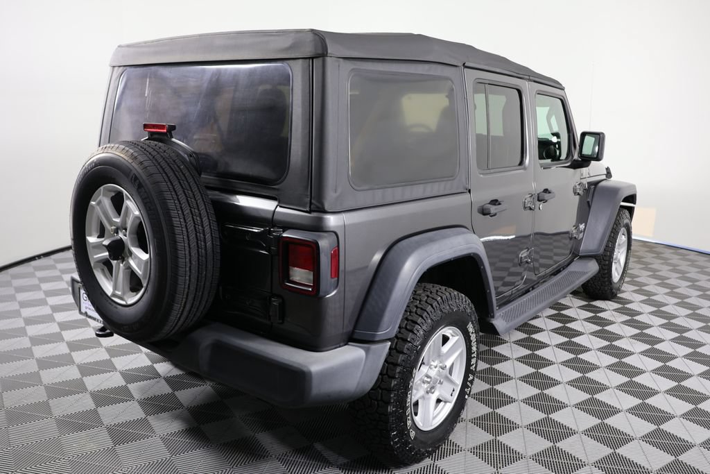 Used 2018 Jeep Wrangler Unlimited Sport S AWD/4WD image 8