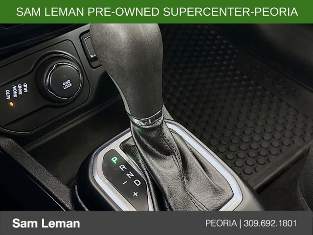 Used 2020 Jeep Renegade Latitude w/ Cold Weather Group image 16