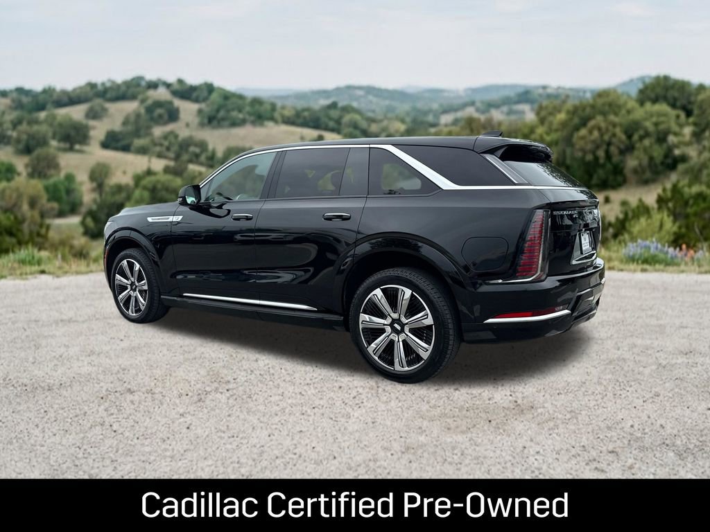 Certified 2025 Cadillac Escalade IQ Luxury 2 w/ LPO, Premium Carpet Package AWD/4WD image 8