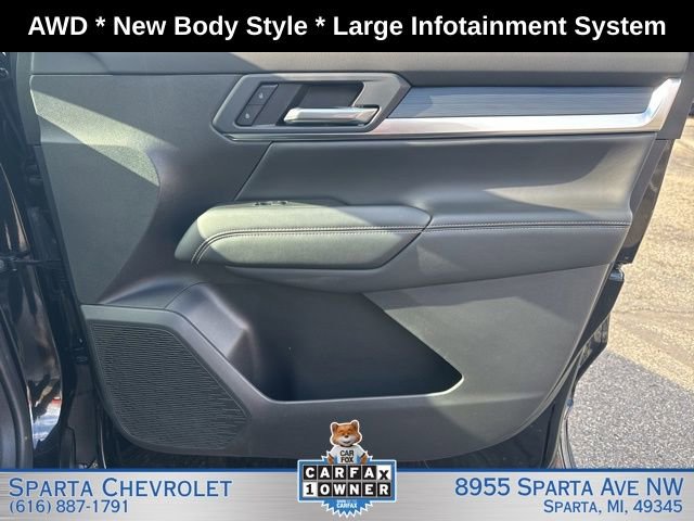 Used 2025 GMC Terrain Elevation AWD/4WD image 23