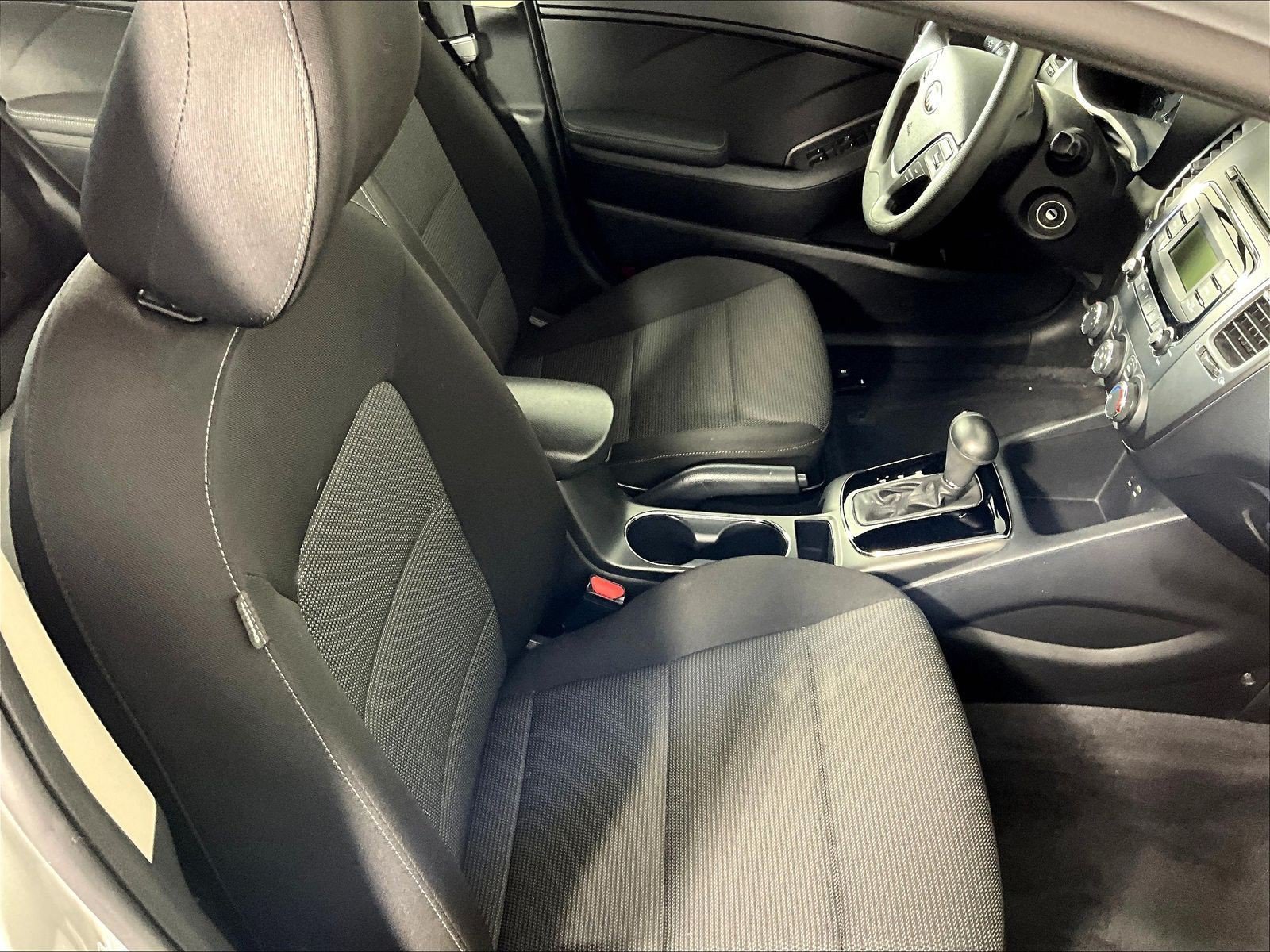 Used 2017 Kia Forte LX FWD image 24