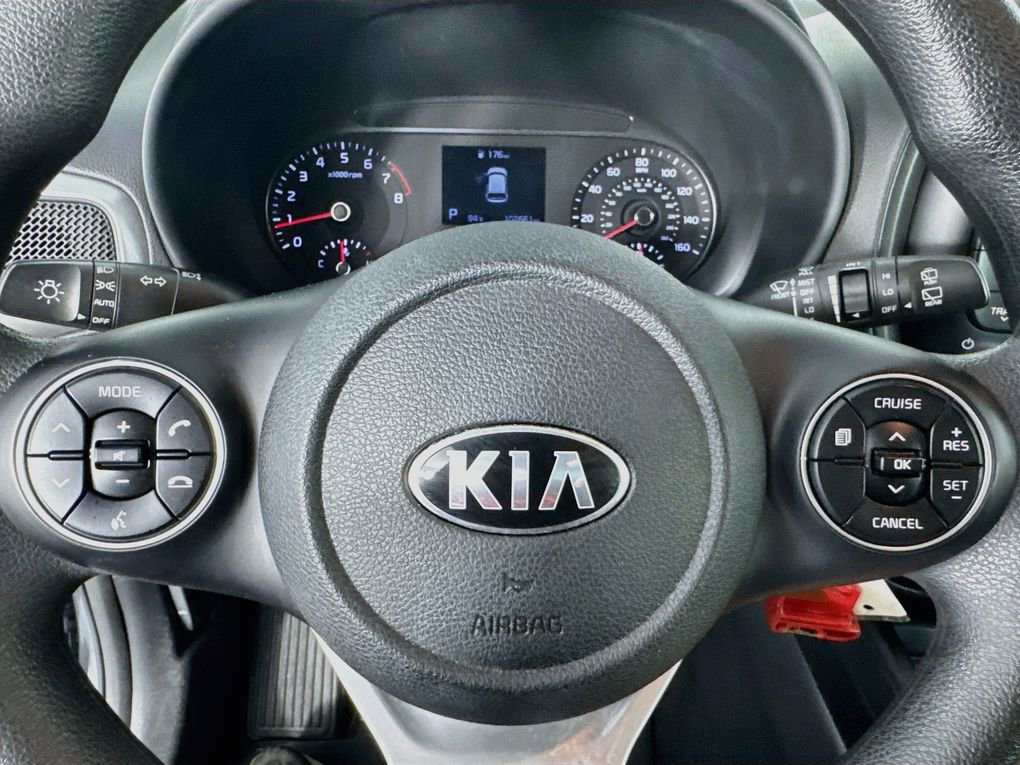 Used 2020 Kia Soul LX FWD image 16