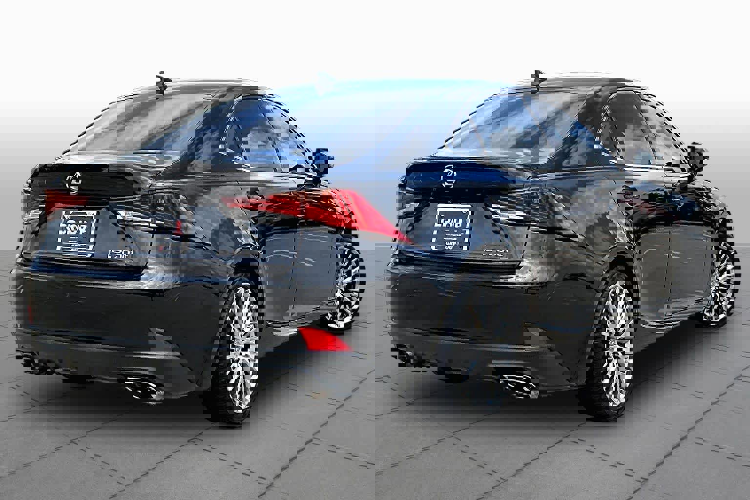 Used 2017 Lexus IS 200t RWD image 13