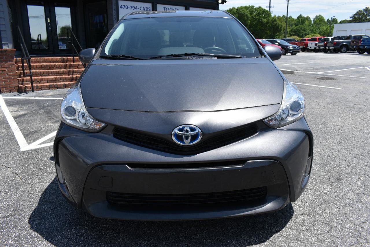 Used 2017 Toyota Prius V Three FWD image 3