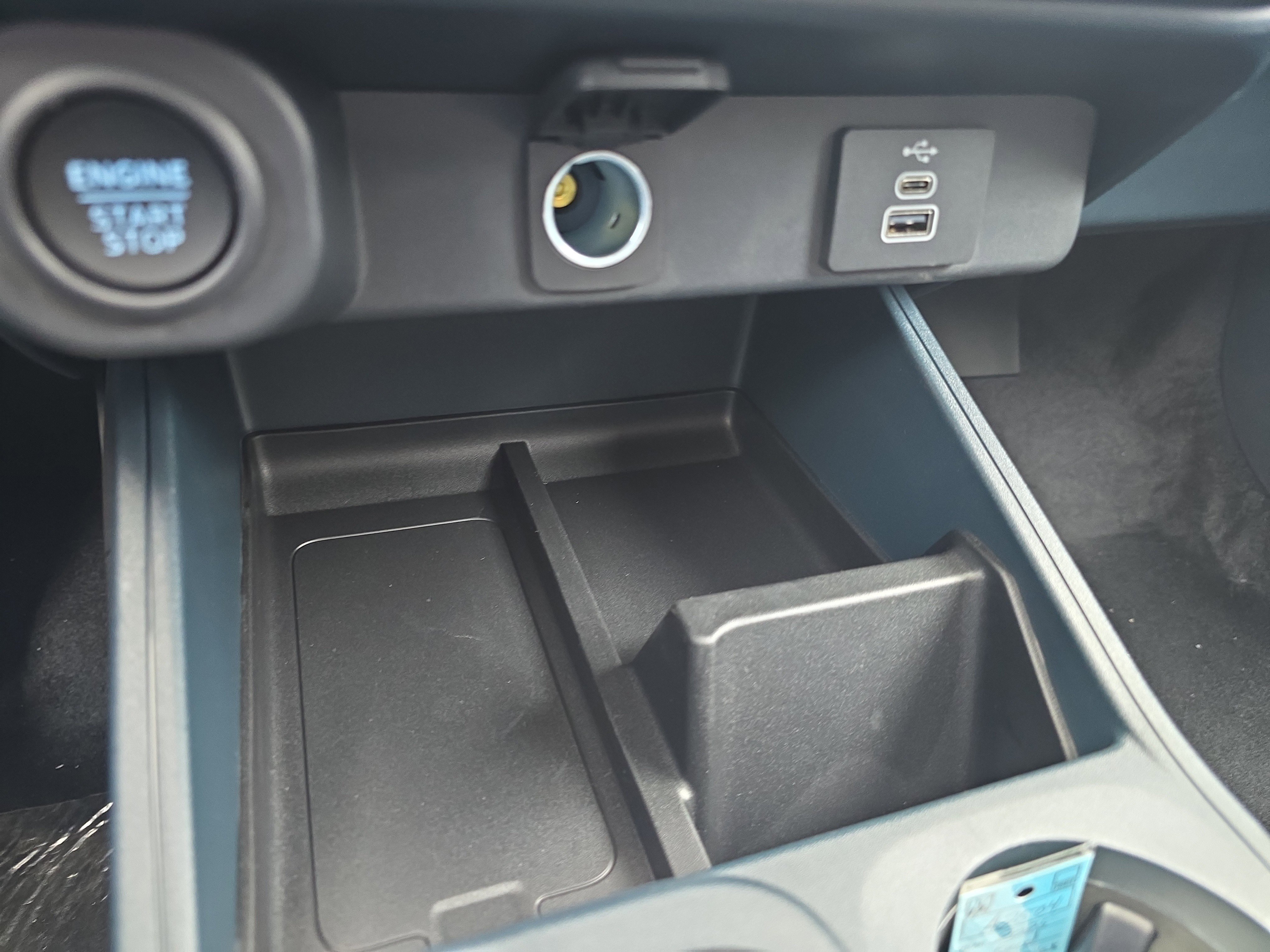 New 2025 Ford Maverick XLT w/ Black Appearance Package image 32