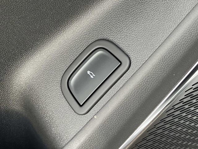 New 2026 GMC Acadia Elevation w/ Black Edition image 17