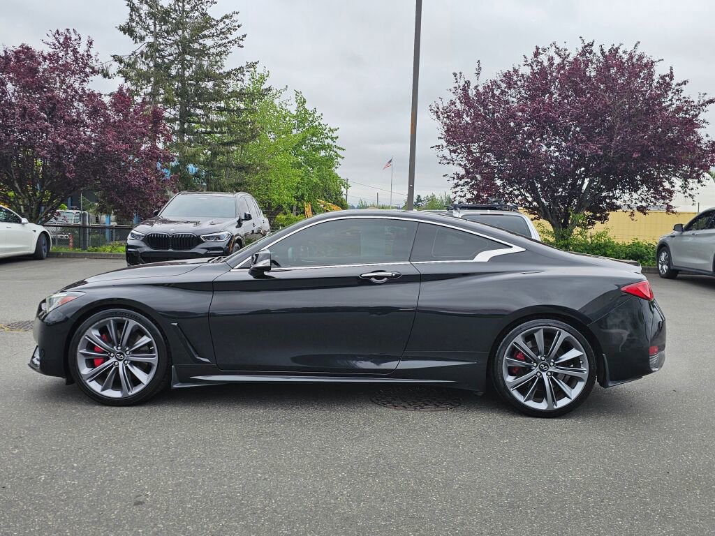 Used 2022 INFINITI Q60 Red Sport 400 w/ Cargo Package RWD image 4