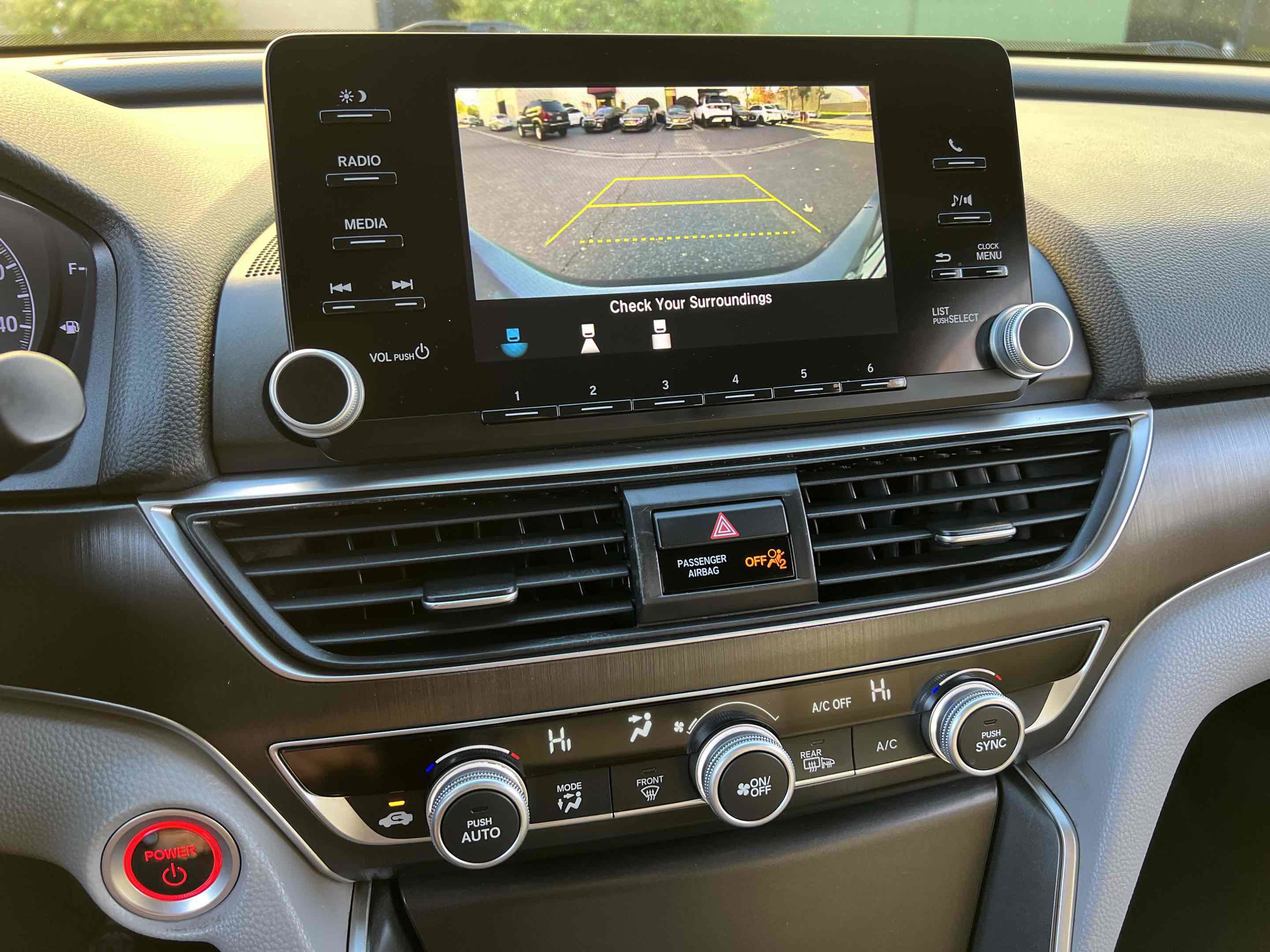 Used 2019 Honda Accord Hybrid image 6