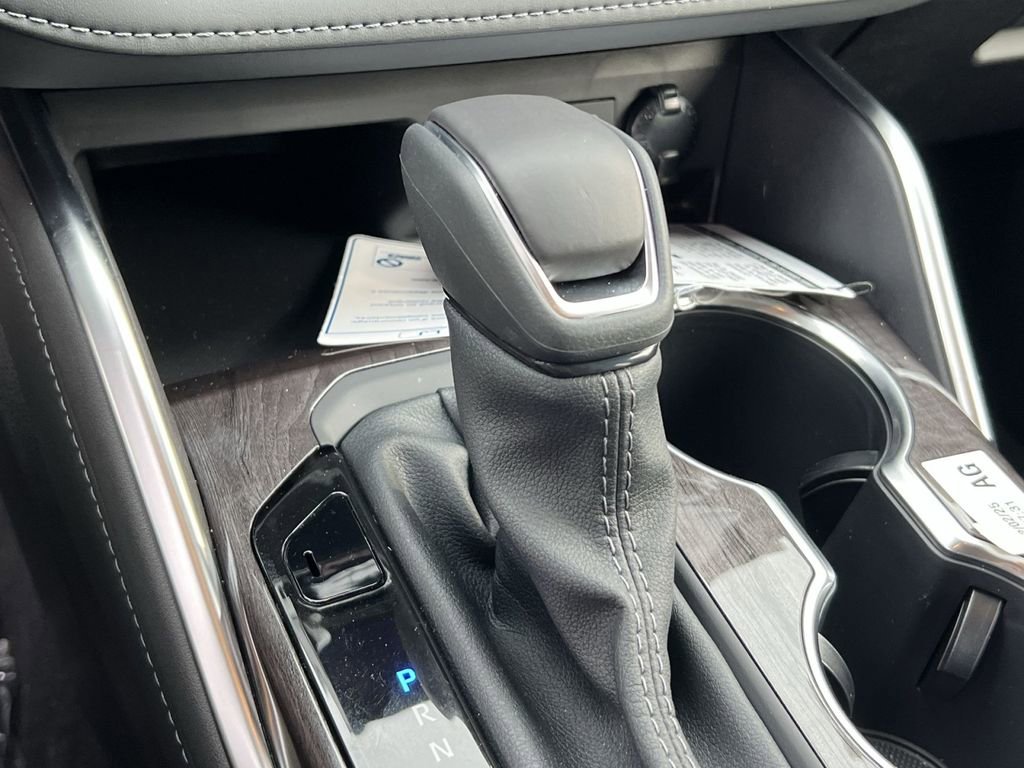 New 2026 Toyota Highlander Limited image 17