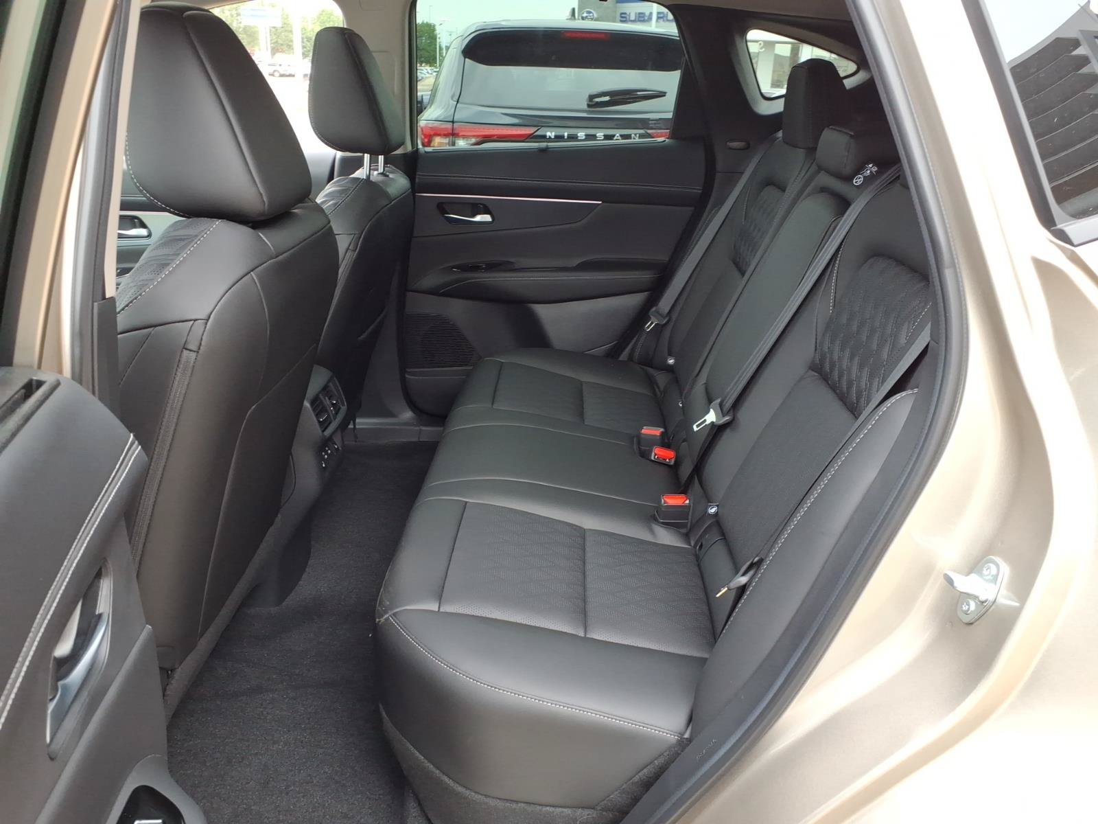 New 2027 Nissan Murano Platinum AWD/4WD image 7