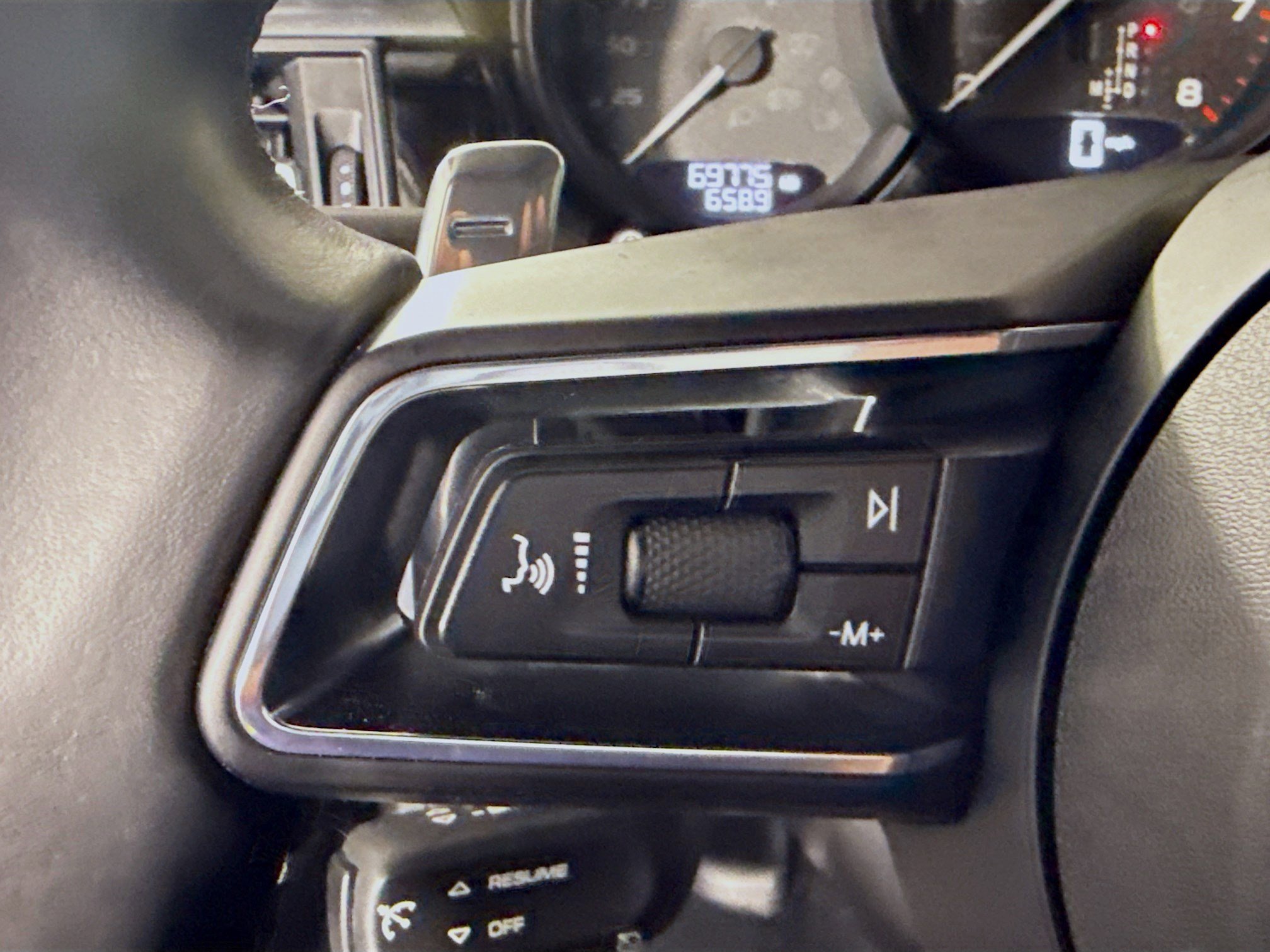 Used 2022 Porsche Macan S w/ Premium Package Plus image 14