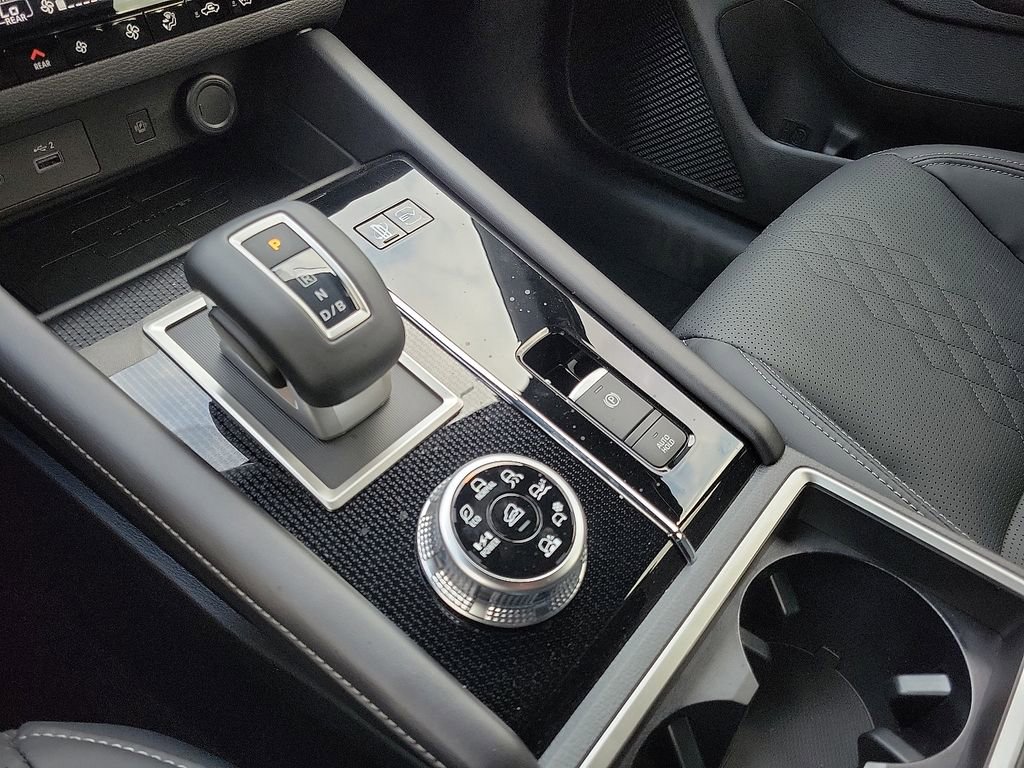 New 2025 Mitsubishi Outlander SEL Black Edition image 17