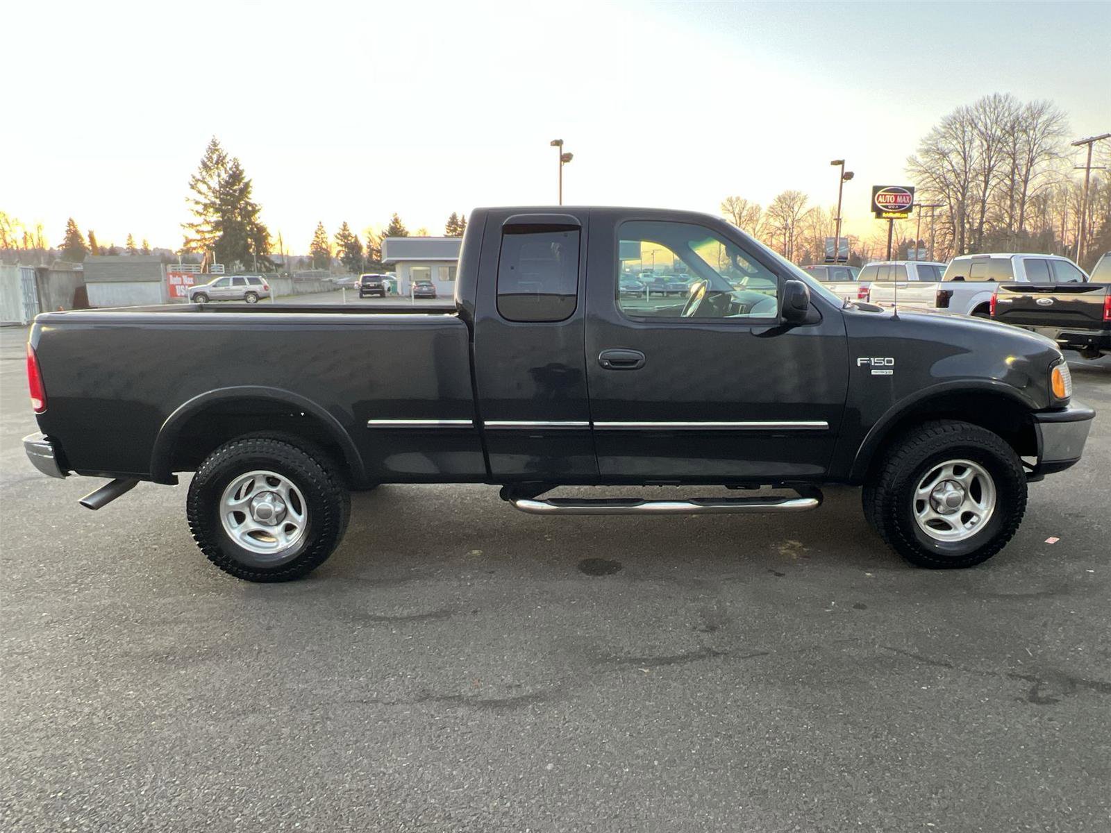 Used 1998 Ford F150 XLT image 6