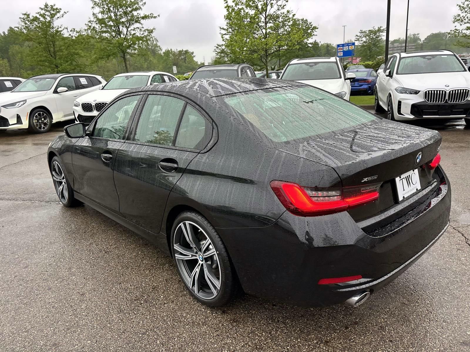 Used 2023 BMW 330i xDrive Sedan w/ Premium Package AWD/4WD image 7
