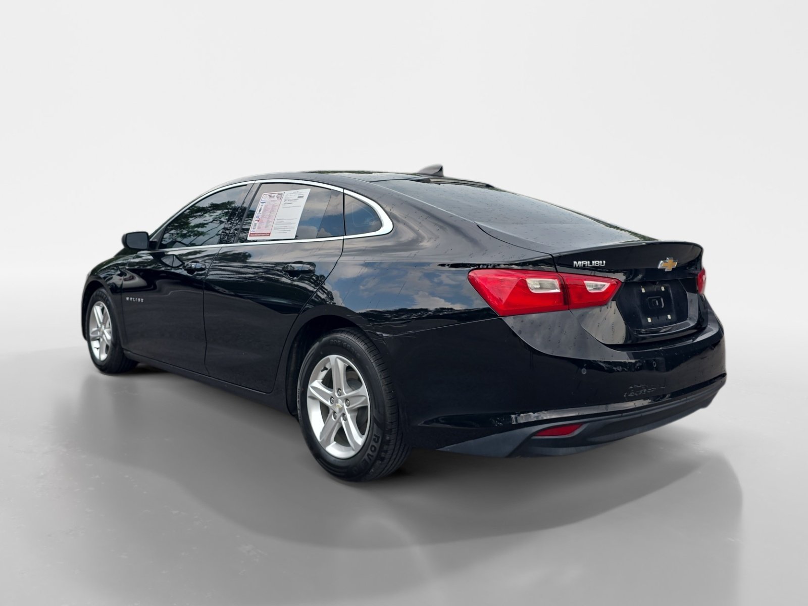 Used 2021 Chevrolet Malibu LS FWD image 3