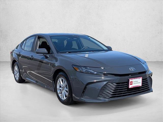 Used 2025 Toyota Camry LE FWD image 3