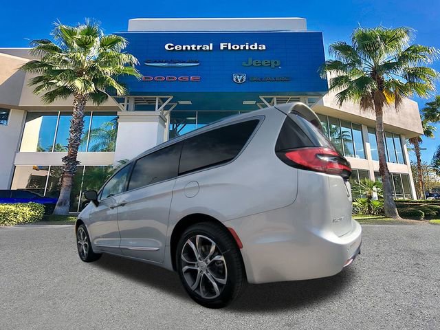 New 2026 Chrysler Pacifica Pinnacle w/ Trailer Tow Group image 7