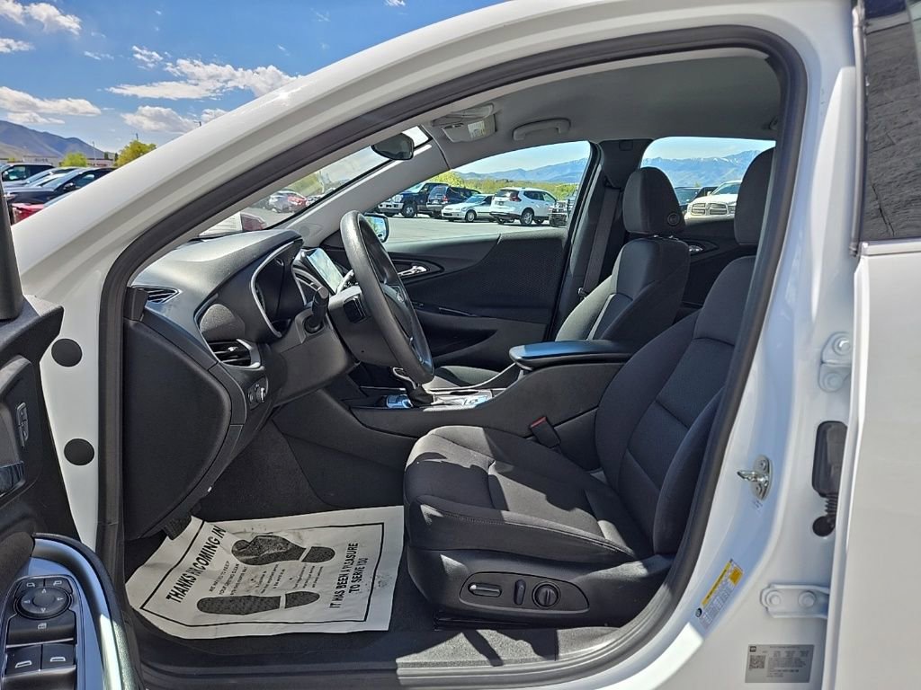 Used 2023 Chevrolet Malibu LS w/ Driver Confidence Package image 15