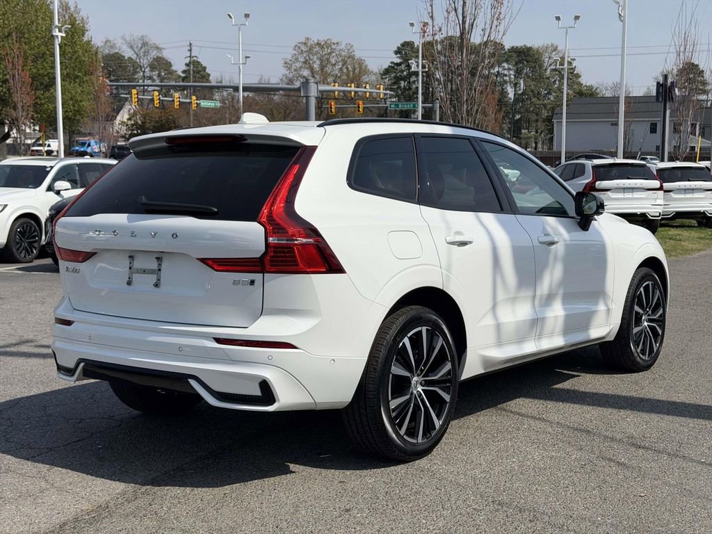 Used 2024 Volvo XC60 B5 Plus w/ Climate Package image 20