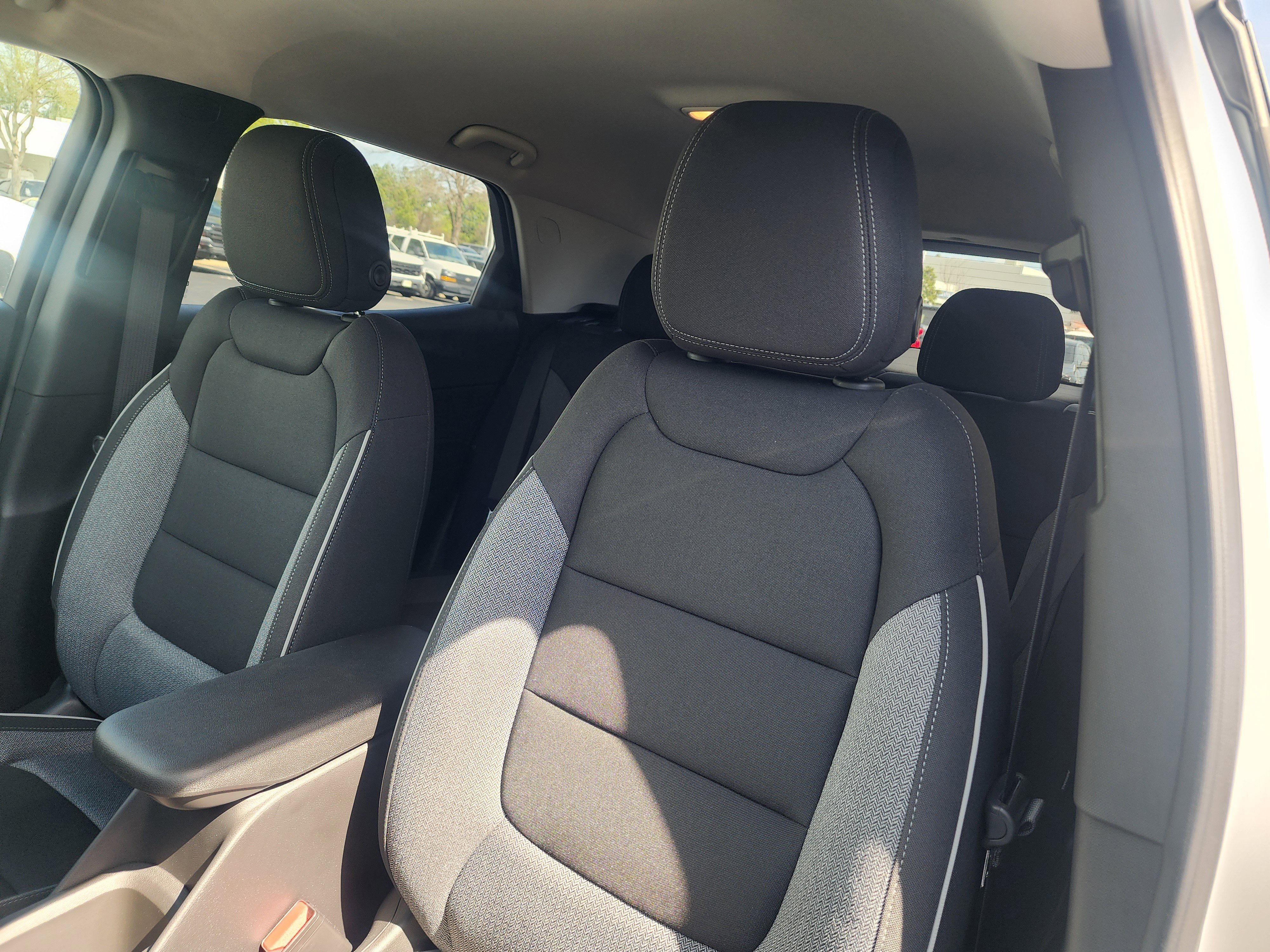 New 2025 Chevrolet TrailBlazer LT w/ Convenience Package image 21