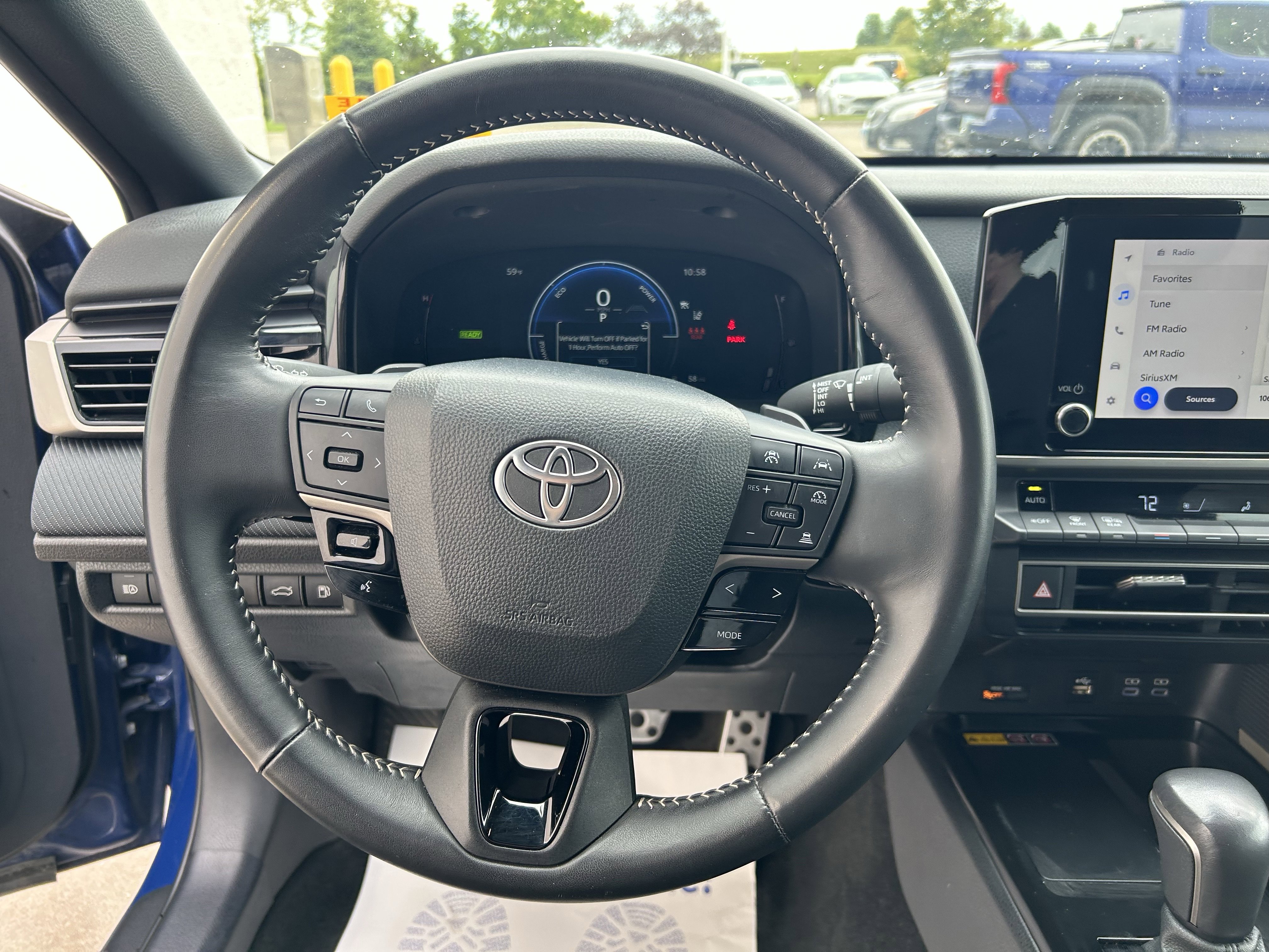 Used 2025 Toyota Camry SE FWD image 21