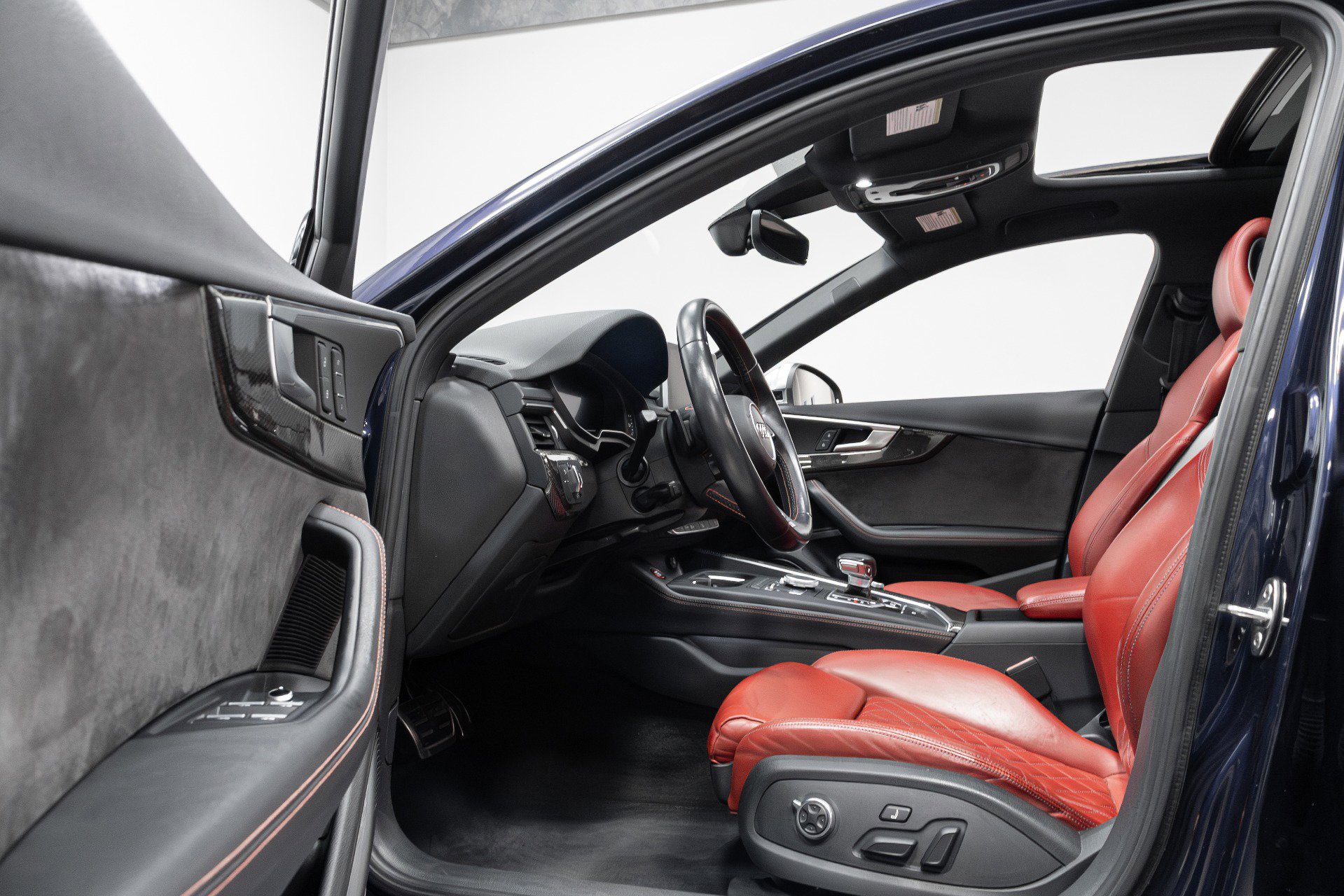 Used 2018 Audi S4 Premium Plus w/ Navigation Package image 39